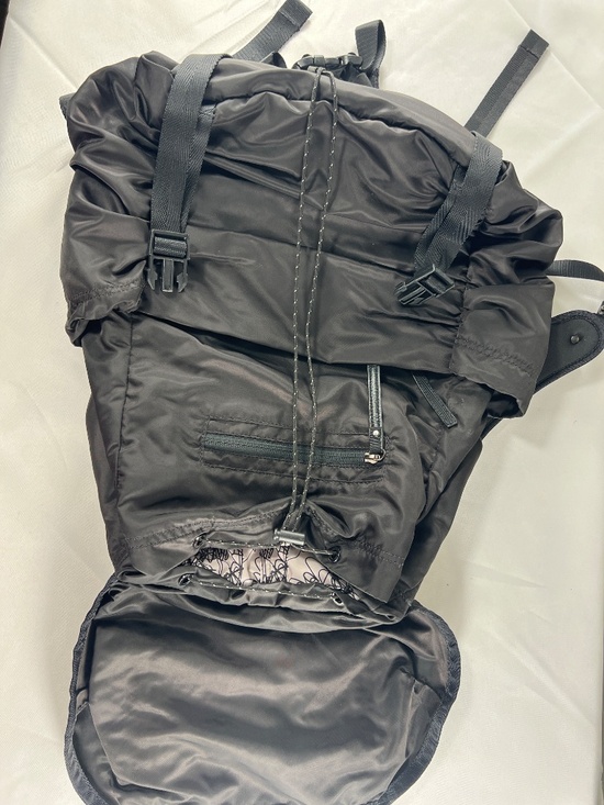 Lululemon Wanderlust Rucksack Black VERY RARE main image 7